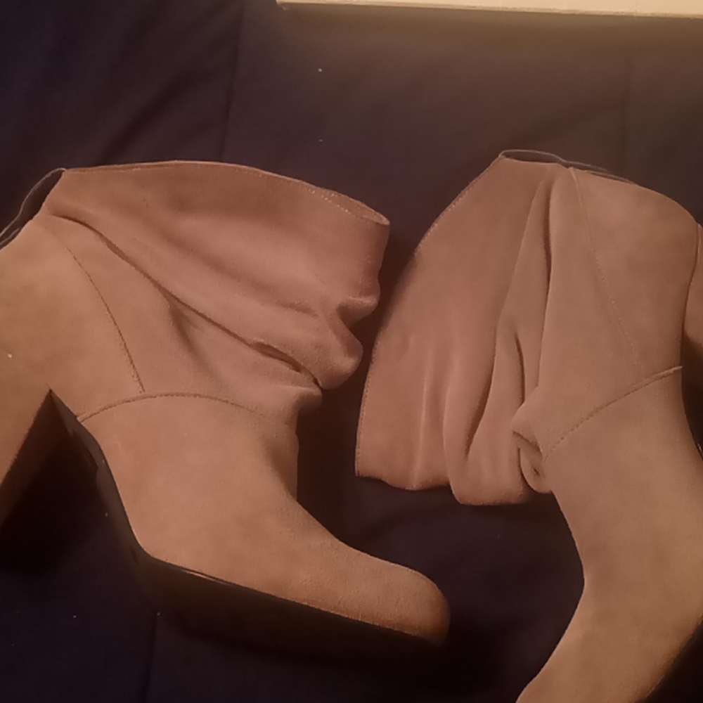 Bcbg generation booties
